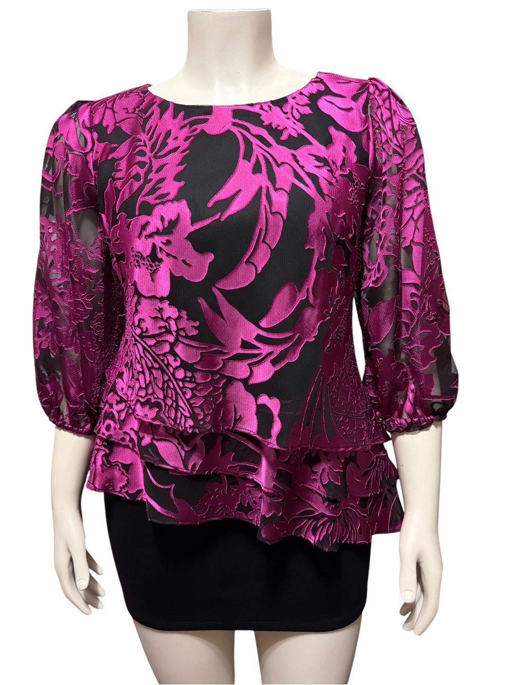 NWT Alex Evenings LP Black & Fuchsia Burnout Tiered Ruffle Blouse 3/4 Sleeves